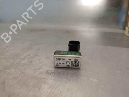 Used Electronic module MERCEDES-BENZ E-CLASS (W212) E 500 4-matic (212.091) (408 hp) 19073510