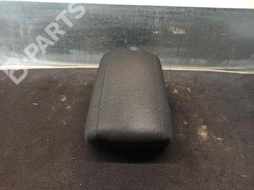 Used Armrest / Center console Armrest / Center console HYUNDAI i30 (FD) 1.6 CRDi (90 hp) 7162787 7162787