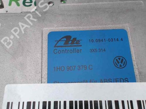 Used Control unit VW GOLF III (1H1) 2.0 (115 hp) 2072955