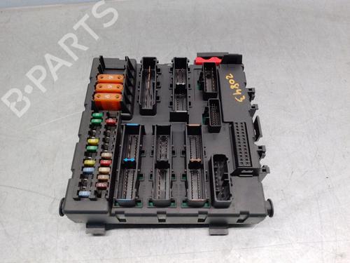 Fuse box OPEL SIGNUM Hatchback (Z03) 1.9 CDTI (F48) | BP19052859E1 