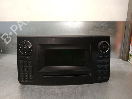 Used Radio MERCEDES-BENZ GL-CLASS (X164) GL 320 CDI 4-matic (164.822) (224 hp) 19035443