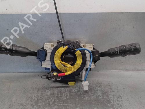 Used Headlight switch HYUNDAI COUPE II (GK) 1.6 16V (105 hp) 17497668