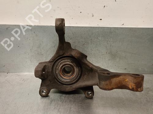Used Left front steering knuckle RENAULT LAGUNA I (B56_, 556_) [1993-2002]  17979387