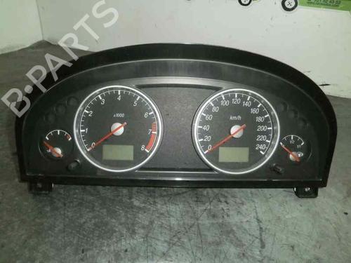 Used Instrument cluster FORD MONDEO III (B5Y) 1.8 16V (125 hp) 2075121