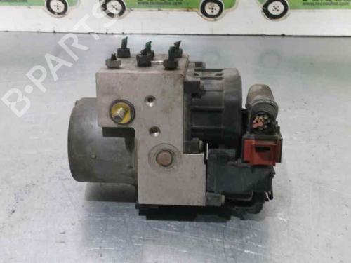 Used ABS pump RENAULT ESPACE III (JE0_) 2.0 16V (JE0N, JE0L, JE02) (140 hp) 2123558
