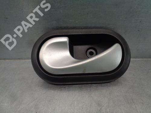 Used Front left interior door handle Front left interior door handle DACIA DUSTER (HS_) 1.5 dCi (HSMC) (107 hp) 10286178 10286178
