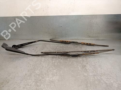 Used Front windshield wiper arm OPEL KADETT E (T85) 1.6 S (C19, D19) (82 hp) 19248146