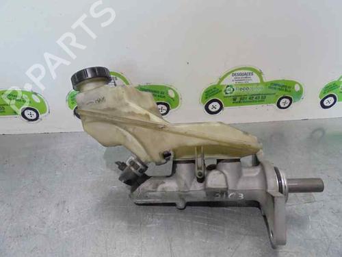 Used Brake master cylinder TOYOTA COROLLA (_E12_) 2.0 D-4D (CDE120R, CDE120L_) (116 hp) 2239031
