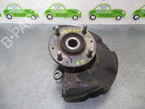 Used Left front steering knuckle HYUNDAI ELANTRA III (XD) 2.0 CRDi (113 hp) 2099415