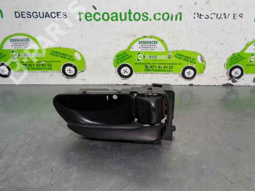 Used Front right interior door handle Front right interior door handle SUBARU IMPREZA Saloon (GD) 2.0 i R AWD (GD9) (160 hp) 4869381 4869381