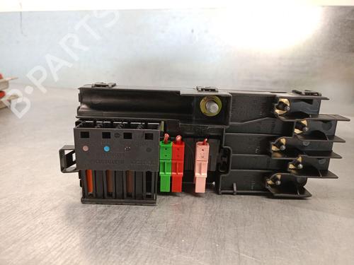 Fuse box MERCEDES-BENZ GL-CLASS (X164) GL 320 CDI 4-matic (164.822) | BP19059051E1 