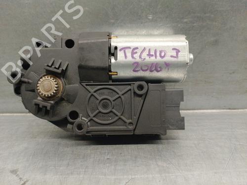 Motor do tecto de abrir LAND ROVER RANGE ROVER VELAR (L560) 2.0 D240 SD4 4x4 (241 hp) 17959040