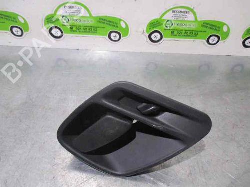 Venstre bak invendig håndtak JEEP GRAND CHEROKEE II (WJ, WG) 2.7 CRD 4x4 (163 hp) 3215097