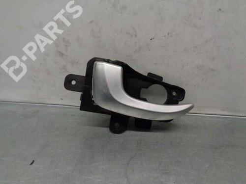 front-left-interior-door-handle-hyundai-i30-estate-gd-14-crdi-82613gd000-2012-6912068 main image