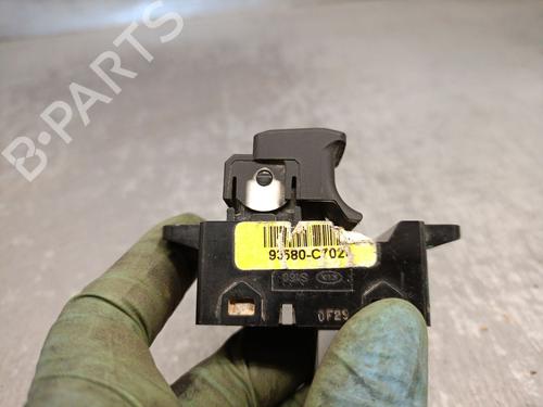 Right rear window switch HYUNDAI i20 II (GB, IB) 1.2 | BP19311889I28 