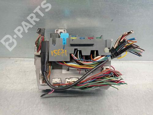 Used Fuse box Fuse box MAZDA 6 Saloon (GG) 2.0 DI (GG14) (121 hp) 10082282 10082282