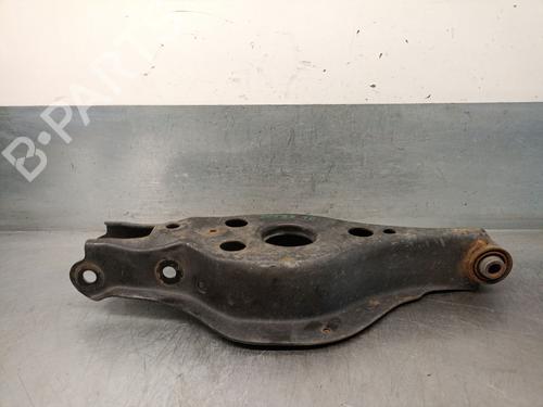 Right rear suspension arm LEXUS IS III (_E3_) 300h (AVE30_, AVE30R) | BP19247621M15 