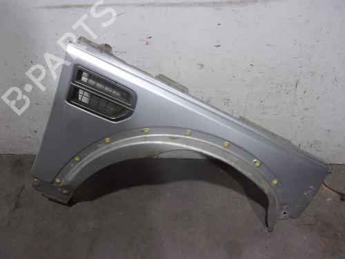 Used Right front fenders LAND ROVER DISCOVERY III (L319) 2.7 TD 4x4 (190 hp) 18329452