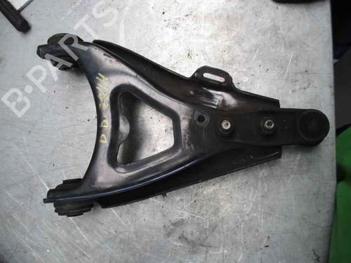 Used Right front suspension arm RENAULT MEGANE I Classic (LA0/1_) 1.9 dCi (LA05) (105 hp) 2298999