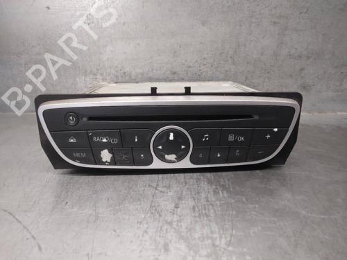 Auto-radio RENAULT SCÉNIC III (JZ0/1_) 1.5 dCi (106 hp) 17958400