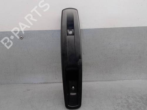Used Right front window switch RENAULT MEGANE III Hatchback (BZ0/1_, B3_) 1.2 TCe (BZ2B, BZ11) (116 hp) 17872748