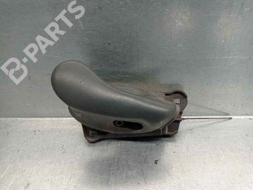 Used Front right interior door handle Front right interior door handle PEUGEOT BOXER Van [2006-2026] 10637585 10637585