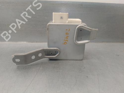 Used Electronic module TOYOTA YARIS (_P1_) 1.4 D-4D (NLP10_, NLP10R) (75 hp) 17962880