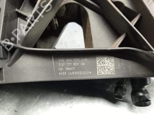 Clutch pedal SKODA OCTAVIA III (5E3, NL3, NR3) 1.6 TDI | BP19494520I13 