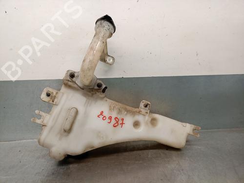Used Windscreen washer tank HYUNDAI H-1 Van (A1) 2.5 TD (99 hp) 19310843