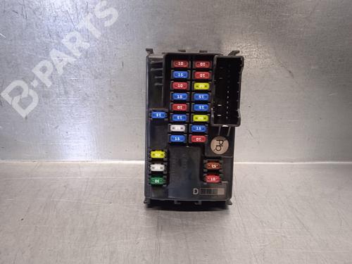 Used Fuse box Fuse box HYUNDAI i30 (PDE, PD, PDEN) 1.0 T-GDI hybrid 48V (120 hp) 10516339 10516339