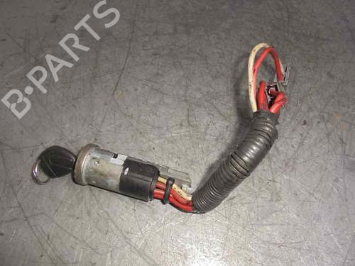 Used Ignition barrel FIAT ULYSSE (220_) 2.0 (220.AC5) (121 hp) 2290607