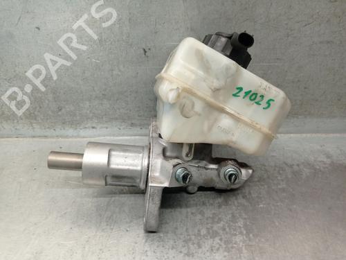Used Brake master cylinder BMW X1 (E84) xDrive 20 d (177 hp) 19442516