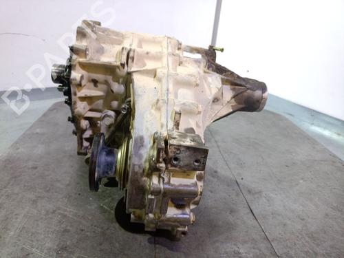 Used Transfer box NISSAN NAVARA (D22) 2.5 D 4x4 (133 hp) 19174668