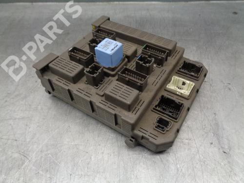 Used Fuse box Fuse box PEUGEOT 607 (9D, 9U) 2.2 HDi (133 hp) 10991439 10991439