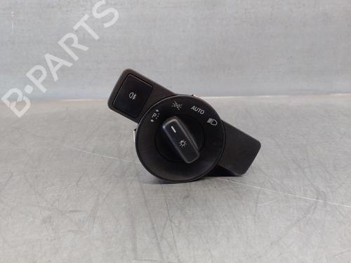 Used Headlight switch MERCEDES-BENZ VITO Tourer (W447) 116 CDI (447.701, 447.703, 447.705) (163 hp) 18546768