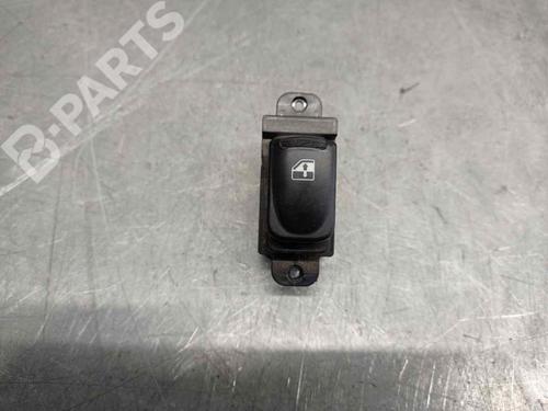 Used Right front window switch Right front window switch HYUNDAI ACCENT III Saloon (MC) 1.4 GL (97 hp) 9577311 9577311