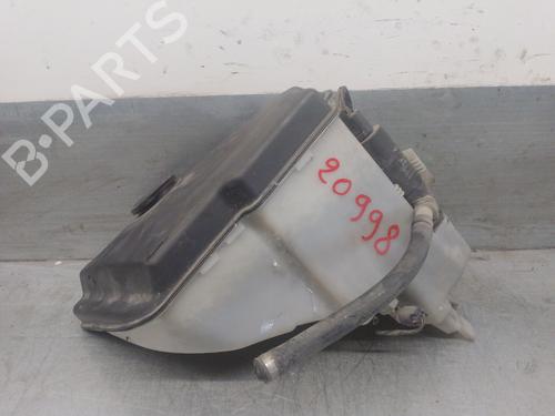 Used Windscreen washer tank BMW 3 (E46) 320 d (136 hp) 19449848