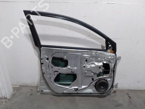 Left front door TOYOTA AVENSIS Saloon (_T25_) 2.0 VVT-i (AZT250_, AZT250R) | BP20098522C2