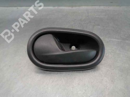 front-left-interior-door-handle-dacia-sandero-ii-tce-90-b8m1-b8ma-b8ac-806717698r-2012-8101890 main image