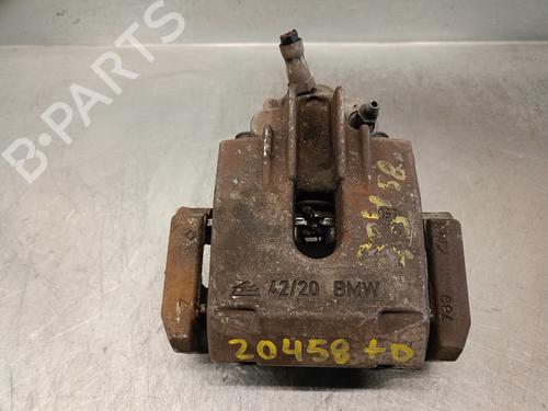 Used Right rear brake caliper BMW 5 Touring (E61) 520 d (177 hp) 17991113