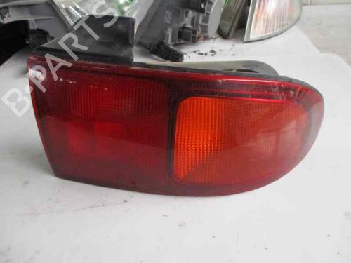 Used Right taillight HYUNDAI SONATA III (Y-3) 2.0 i 16V (139 hp) 2063985