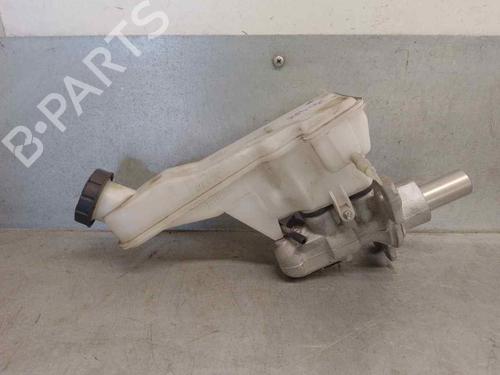 Used Brake master cylinder MERCEDES-BENZ GLA-CLASS (X156) GLA 200 CDI / d (156.908) (136 hp) 18140754