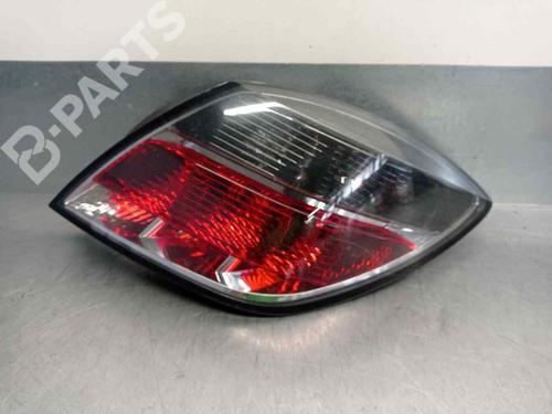 Used Right taillight Right taillight OPEL ASTRA H GTC (A04) 1.9 CDTi 16V (L08) (120 hp) 10407788 10407788
