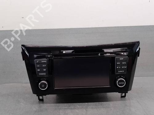 Used Display monitor NISSAN QASHQAI II SUV (J11, J11_) 1.2 DIG-T (115 hp) 18716441