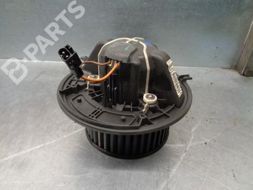 Used Heater blower motor Heater blower motor MERCEDES-BENZ B-CLASS Sports Tourer (W245) B 200 (245.233) (136 hp) 9553967 9553967