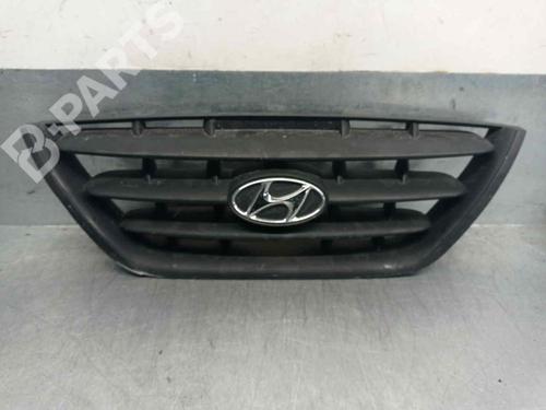 Used Front grille Front grille HYUNDAI ELANTRA III (XD) 1.6 (105 hp) 9210602 9210602