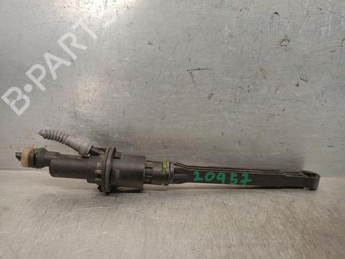 Used Clutch slave cylinder CITROËN C3 Picasso (SH_) 1.6 HDi (90 hp) 19323059