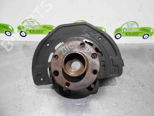Used Right front steering knuckle OPEL VECTRA B (J96) 1.8 i 16V (F19) (116 hp) 2050351