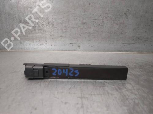 Antenne/Base PEUGEOT 508 I (8D_) 1.6 THP (156 hp) 17974703