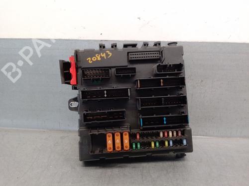 Used Fuse box OPEL SIGNUM Hatchback (Z03) 1.9 CDTI (F48) (150 hp) 19052859